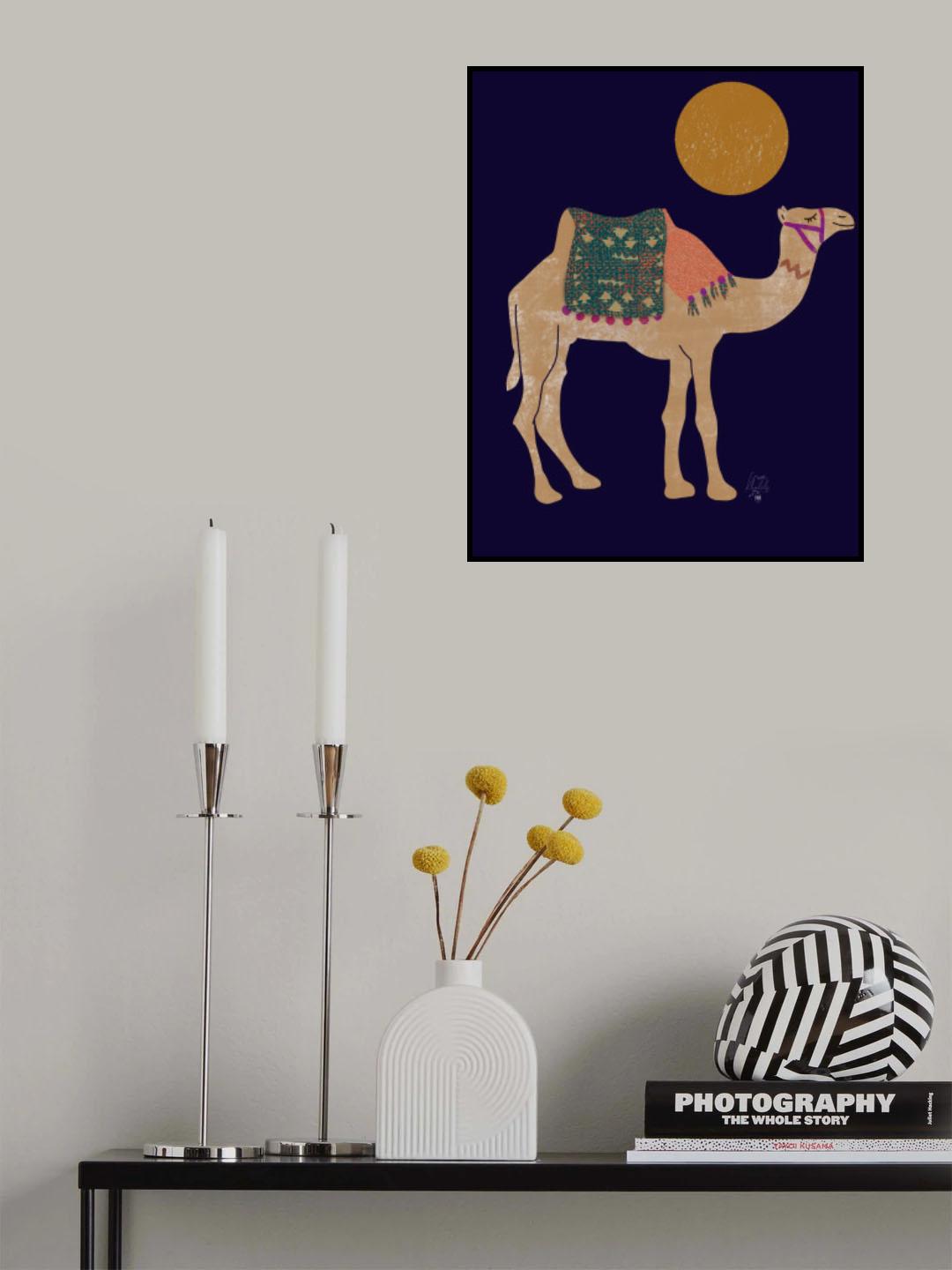 Camel and Moon Erum Khalili.png Poster och Canvastavla