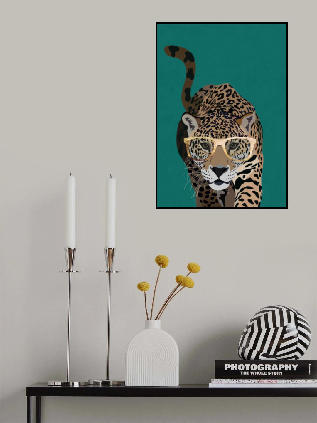Curious green leopard Poster och Canvastavla