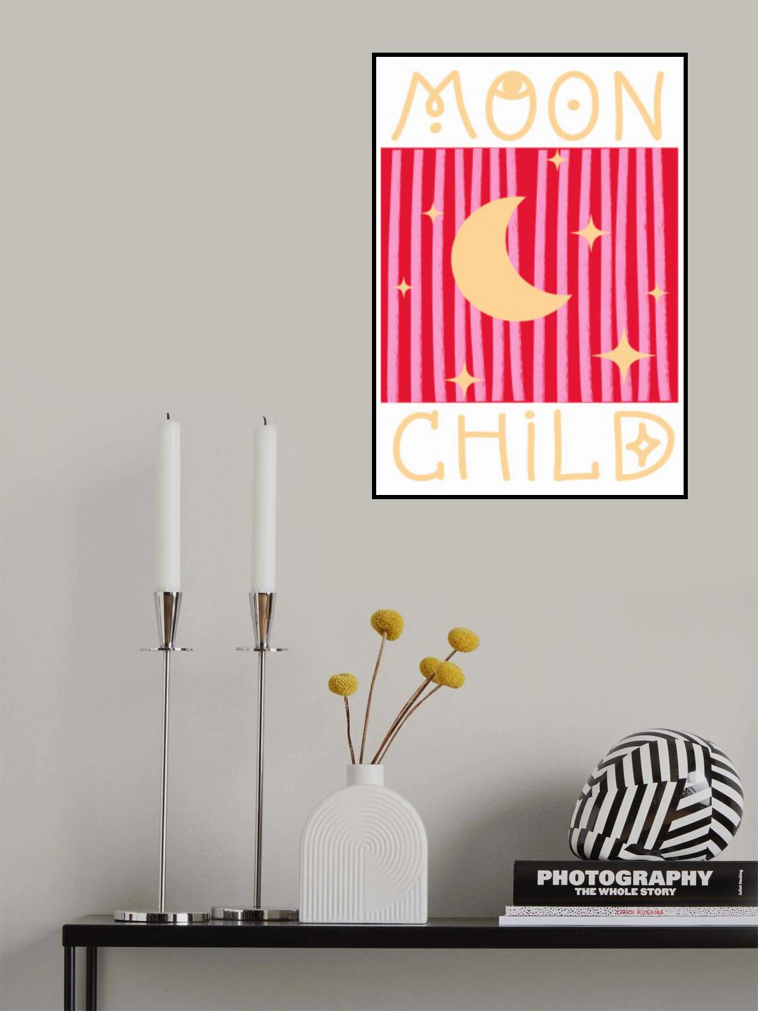 Pink and Red Moon Child Poster och Canvastavla